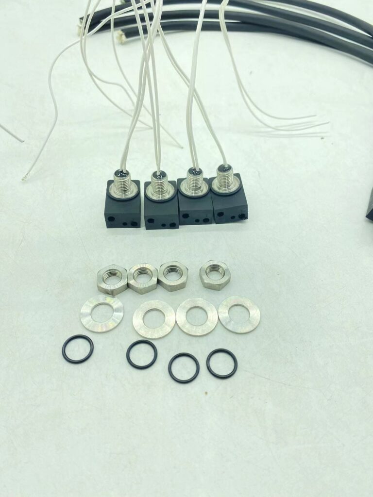 Low profile series connector - UnirCable