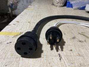 Power series connector